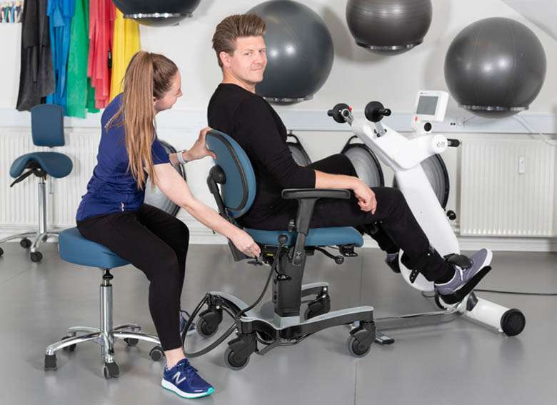 VELA Activity & Exercise Chair - Vivid Care